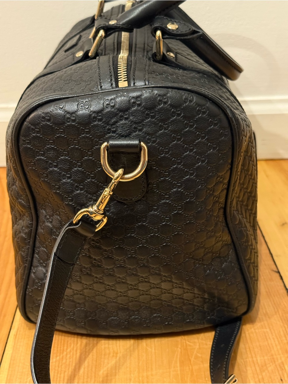 Gucci Microguccissima Boston bag with top handles and detachable shoulder strap. - Picture 8 of 16